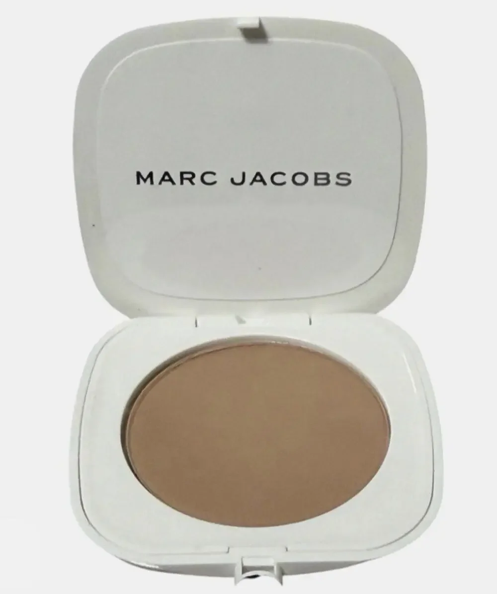 Marc Jacobs O!mega Bronze Pressed Powder Bronzer Coconut Tan-tastic 104